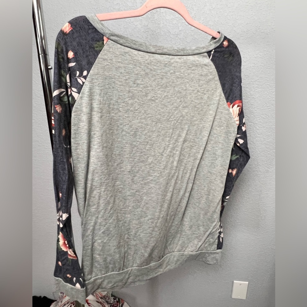 Floral long sleeve blouse